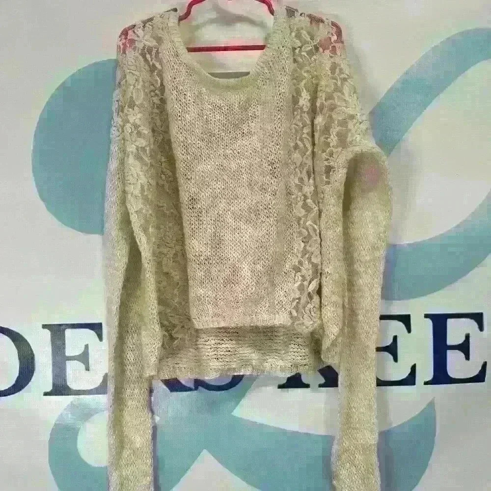 Abercrombie Kids Girls, long sleeve crop top sweater, size XL